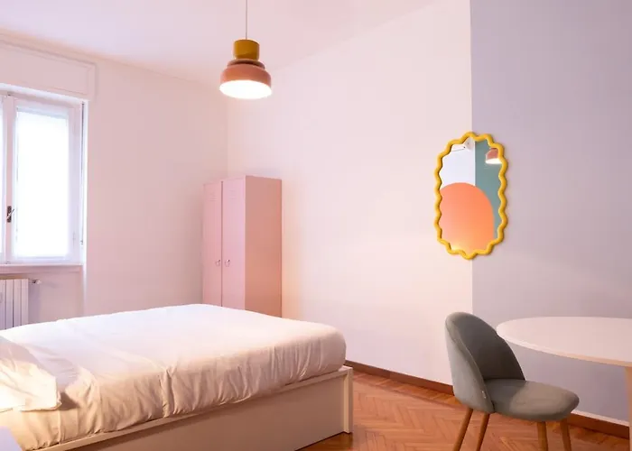 Beautiful Cozy And Modern One Apartment Mailand